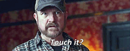 cas-is-deans-huggy-bear:  wings-of-vengeance:  Touch it.  Touch it?