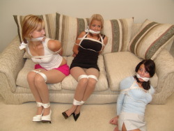 bondagedemon88:  thexpaul2:  Three cute &amp; cleaved  Decisions, decisions. 