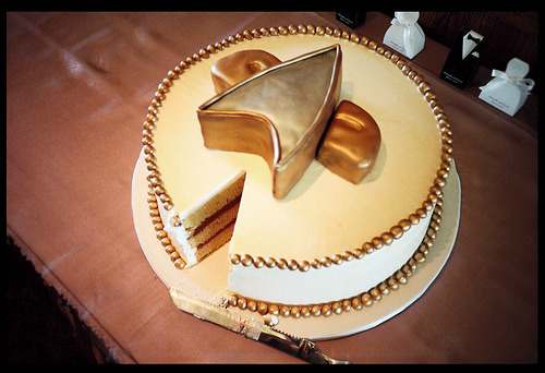 ihaveaderekhaleproblem:  I figured I’d start with cake. cause well… cake.  well. cake.