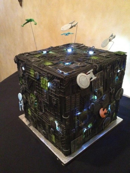 ihaveaderekhaleproblem:  I figured I’d start with cake. cause well… cake.  well. cake.