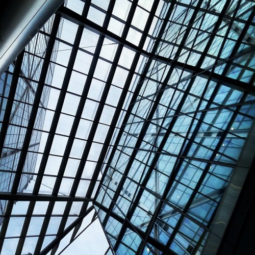 Porch • #broadgatetower #skyscraper #architecture #steel #glass #panels #beams #struts #crisscross #reflection #plaza #bishopsgate #cityoflondon #london #england #greatbritain #unitedkingdom #up #SkidmoreOwingsMerrill #bluesky #afternoon #september...