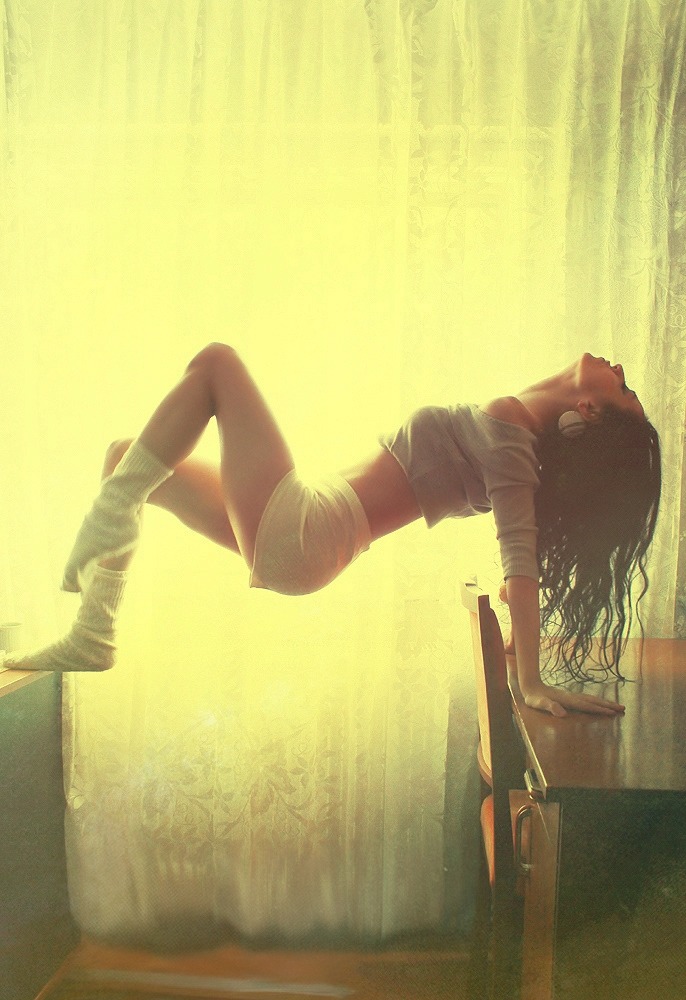 nakedandamateurs:  