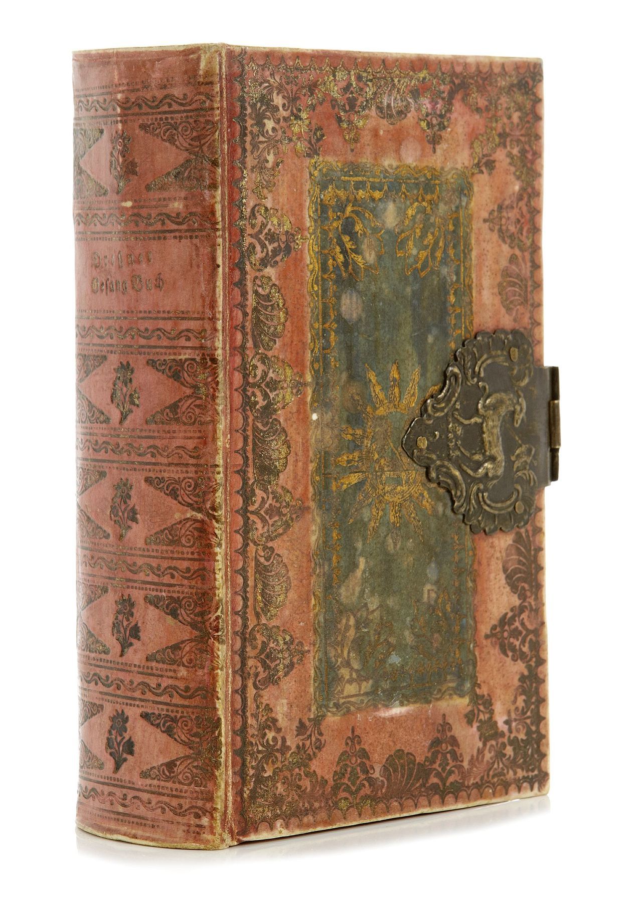 booksnbuildings:  Books up to the mid 19th-century, being precious objects, were