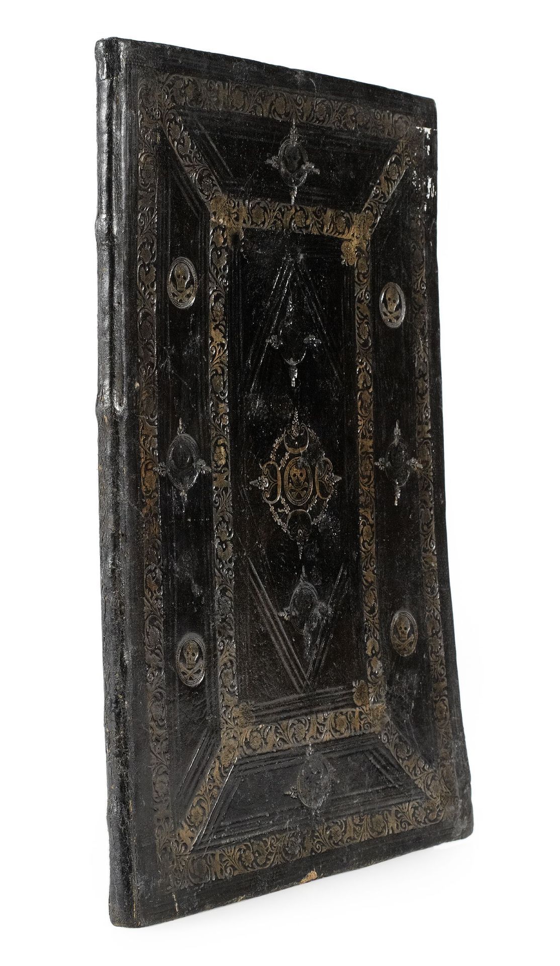 booksnbuildings:  Books up to the mid 19th-century, being precious objects, were