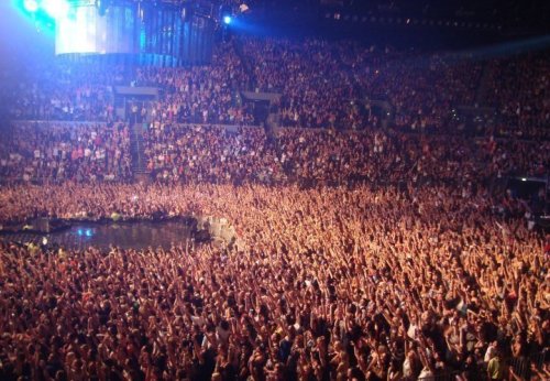 rivingtonhooker:  The Monster Ball Tour Memories 1/20 