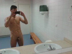 troyisnaked:  another hot submission from Dani . xxx 
