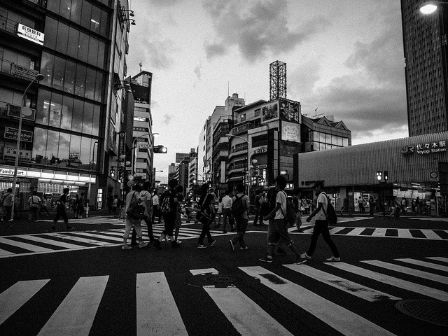heartisbreaking:  代々木スクランンブル by honday_shovel on Flickr. 