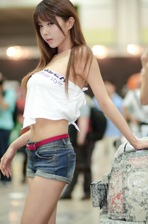 kawaii-sexy-love: Heo Yun Mi 허윤미