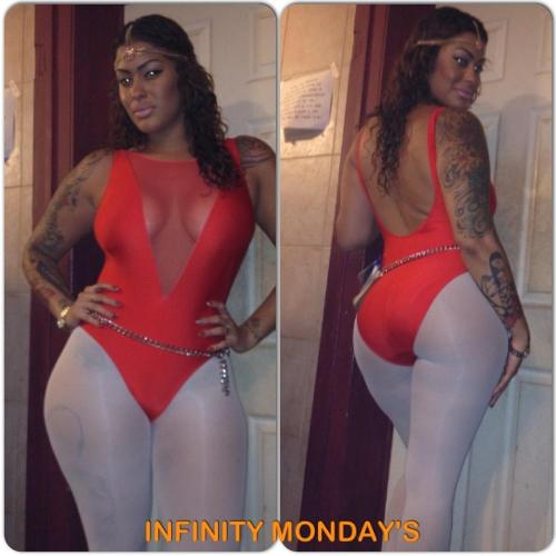 nawthatznasty:  Stephanie a.K.a HoLLyWood  