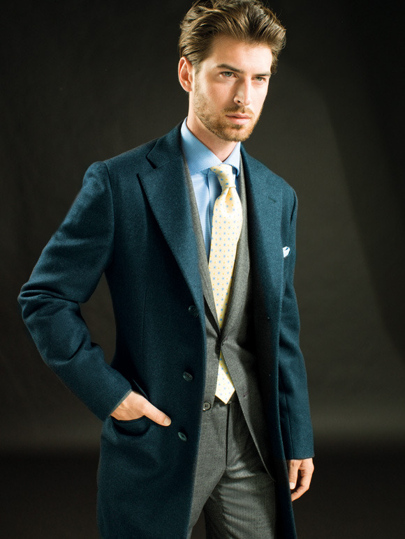 thetieguy:  i love overcoats worn over suits.