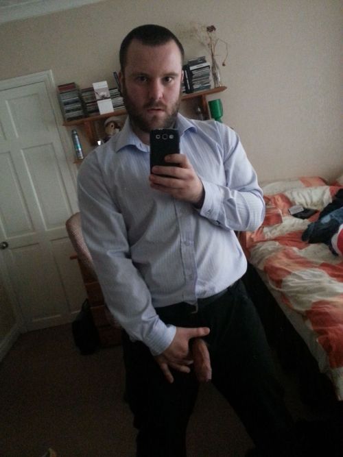 mikeyaj:  Still mega horny after work. This is why i need a nice fit cub to give me belly rubs and play with after work. damn being single aaaaaaaaarrrrggggghhhh 
