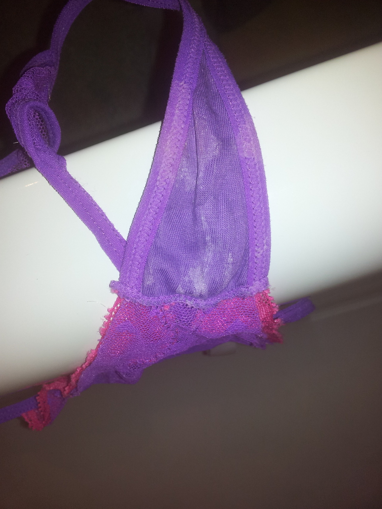 dirty29 (dirty29panties29@hotmail.com) submitted this to dirtypants