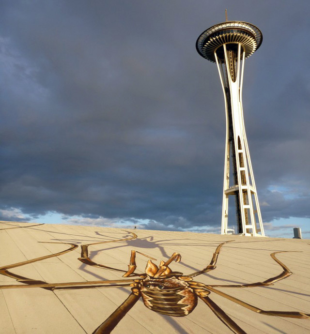 archiemcphee:  Look away arachnophobes, this awesome rooftop mural might make your