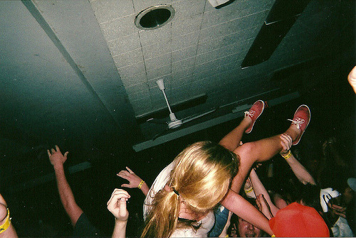yelsaew:  http://weheartit.com/entry/23348046 