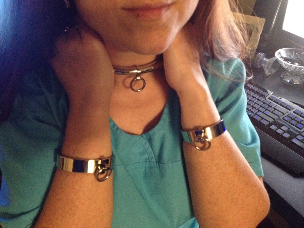 subself:  How beautiful :) elghinn:  Collar and cuffs came today.  She loves them