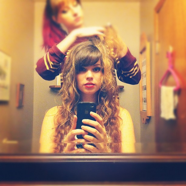 nanalew:  Best hair stylist @meekakitty (Taken with Instagram) 