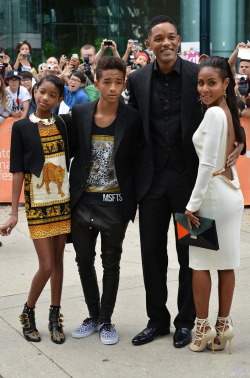 jaden que liiiiindo jajajaja 