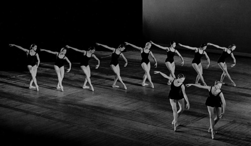 Concerto Barocco, 1952Tanaquil Le Clercq, Diana Adams, and the New York City Ballet in “Concerto Bar