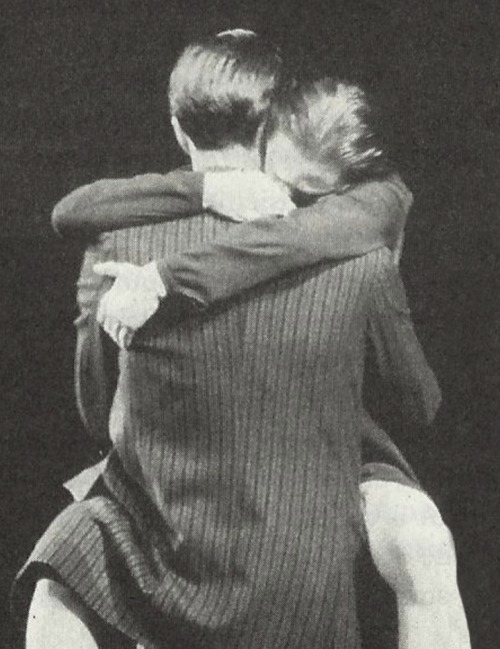 petrole:  bandonéon, pina bausch, 1980
