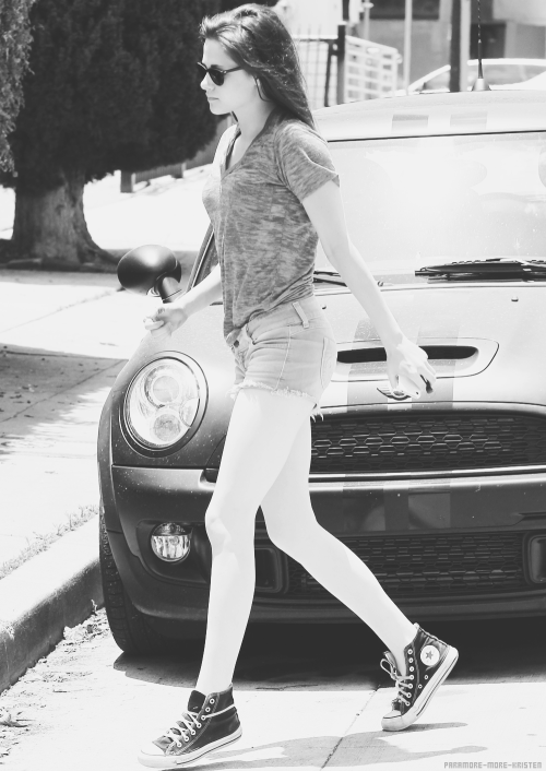 PARAMORE MORE KRISTEN