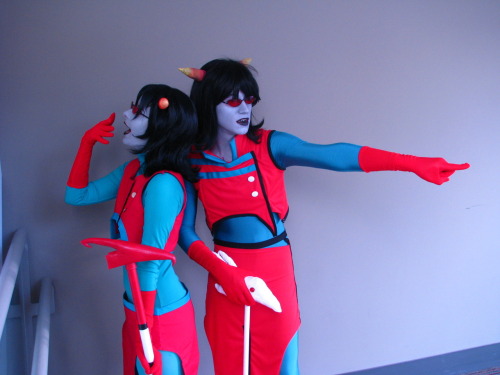 vocalcannibal: relenawarcraft:  winditier:  winditier:  relenawarcraft:  “D4UGHT3R LOOK OV3R TH3R3”“