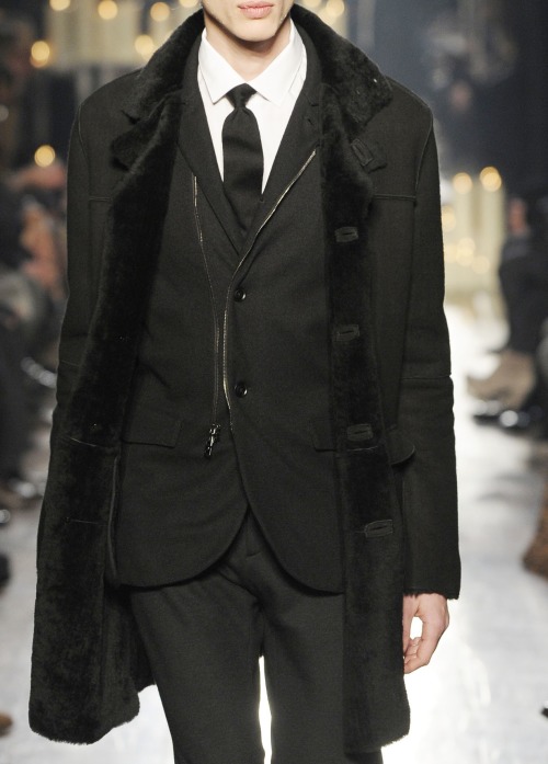 monsieurcouture:  John Varvatos F/W 2010 