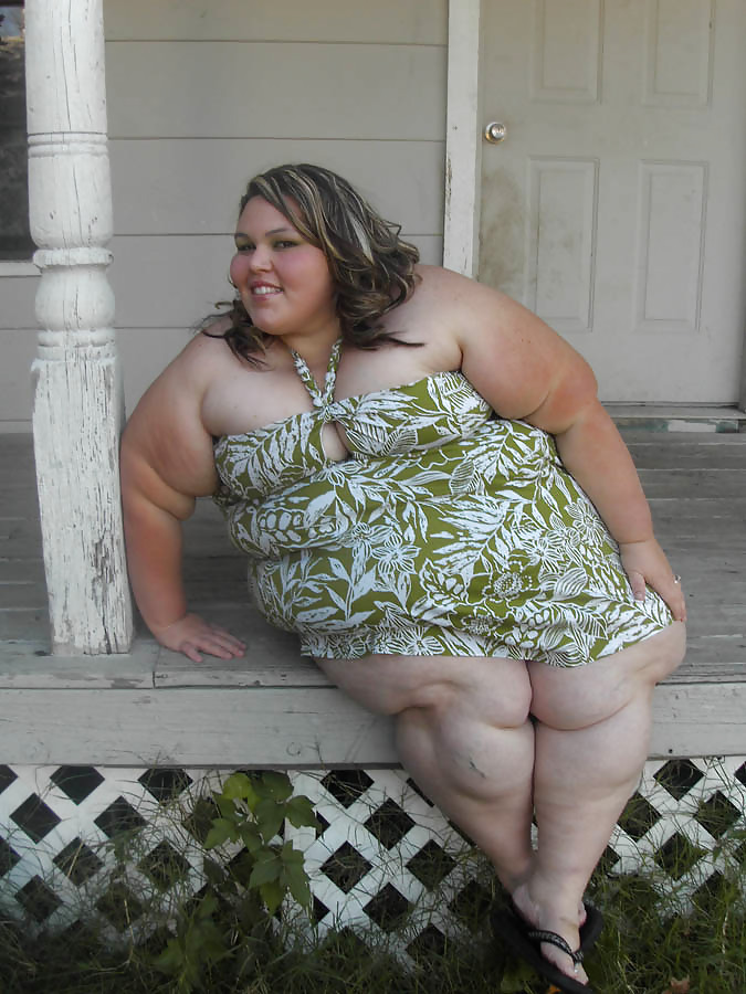 lionsdenn:  Mz ssbbw Sunny 