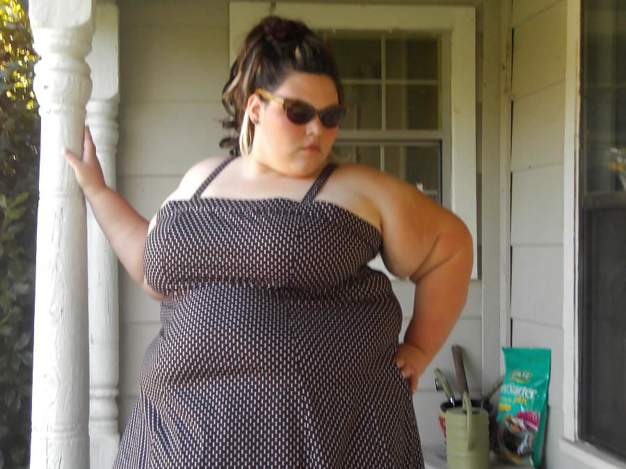 lionsdenn:  Mz ssbbw Sunny 