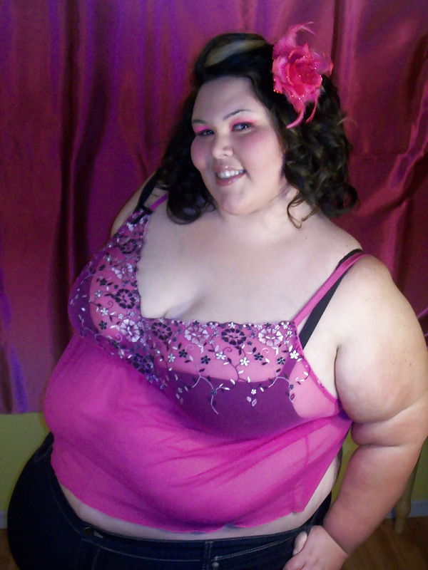 lionsdenn:  Mz ssbbw Sunny 