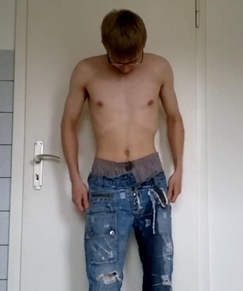 pissinghispants (my old tumblr):  geil meine hose vollgemacht (kaiomane pissing in his jeans. VERY hot blond guy wetting his pants for us. Pay-for-view) 