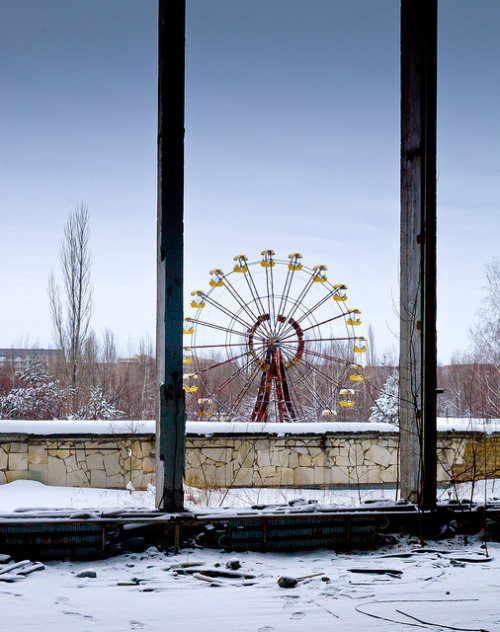 fuckyeahabandonedplaces: The ferris Wheel of Pripyat by scarluuk on Flickr. View this on the map