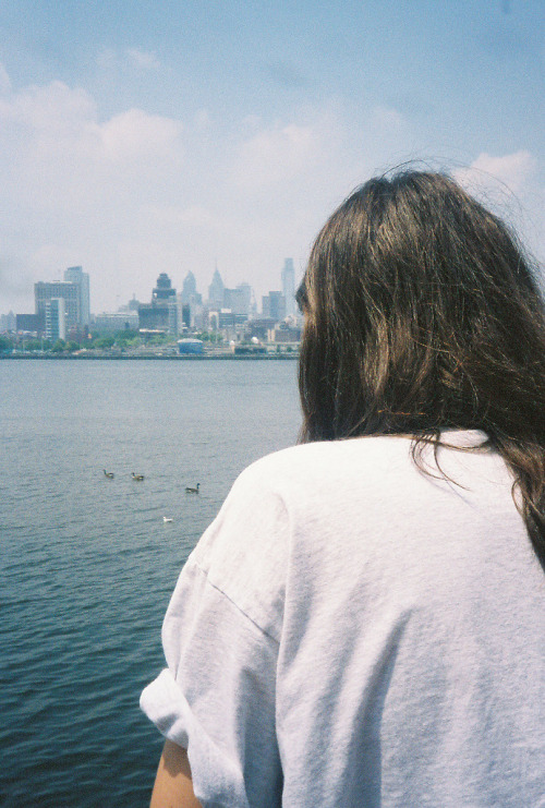 derisoires:  brown and blue (by katya mamadjanian) 