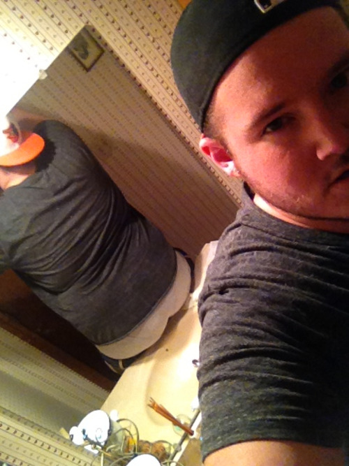 beardedcub87:  I’ve got a butt I swear. 