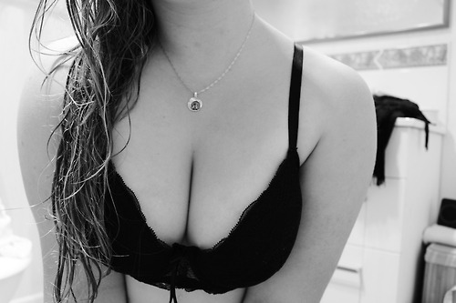 “double dees :P” by blackveilofincense.tumblr.com adult photos