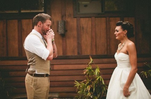 carrieisreborn:  blakebaggott:   Grooms seeing their brides for the first time on