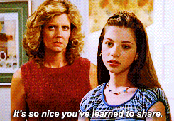 Buffy: İyi iş Dawn. Anneme baş ağrısı verdin. Dawn: Vermedim! Sana baş ağrısı