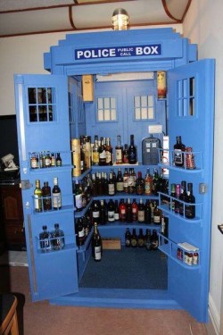cancerously:  turntechgoddamnit:  thedailywhat:  Party Tardis of the Day: It’s boozier on the inside. [reddit]  PARTY. TARDIS.  hey ashley 