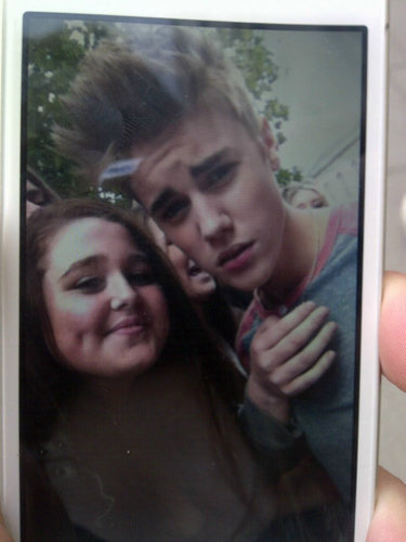 So I had to blog this because this is my sister meeting JUSTIN BIEBER in London today…she is 