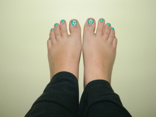 hi, my name is Kelsey, this month is ovarian cancer awareness month. would you mind posting somethin