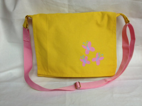 divinitypony:  fuckyesrainbowdash:  Rainbow Dash | Twilight Sparkle | Fluttershy | Doctor Whooves | Big Mac TirriveeCreations on etsy has a few great pony messenger bags available for sale! Each one is ุ USD and made of heavy duty cotton canvas.  Each