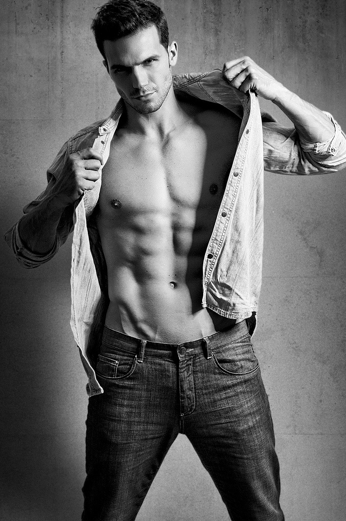 pur3-seducti0n:     Adam Cowie | ph. Chris Davis  