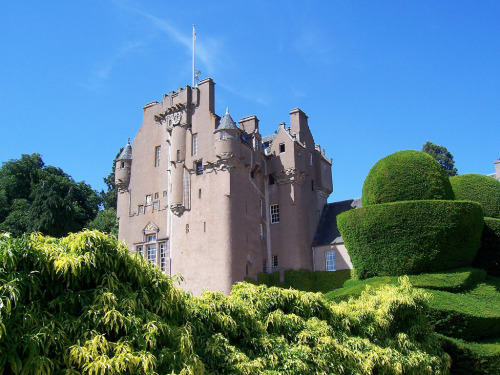 scotianostra:Castle of the DayCrathes Castle, AberdeenshireWhen King David I acceded to the Scottish
