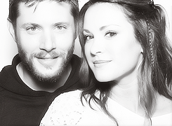 moved-mykingackles:  Jensen and Danneel Ackles in 2012 