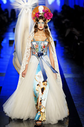 fuckyeahalternativefashion:   Jean Paul Gaultier couture spring 2007  