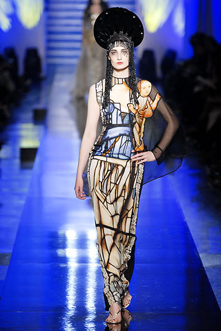 fuckyeahalternativefashion:   Jean Paul Gaultier couture spring 2007  