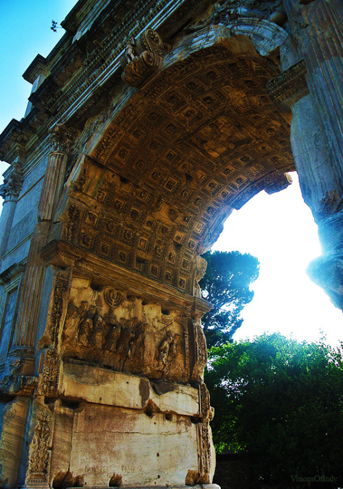 visionsofitaly-blog: Arch of Titus - Rome, Italy