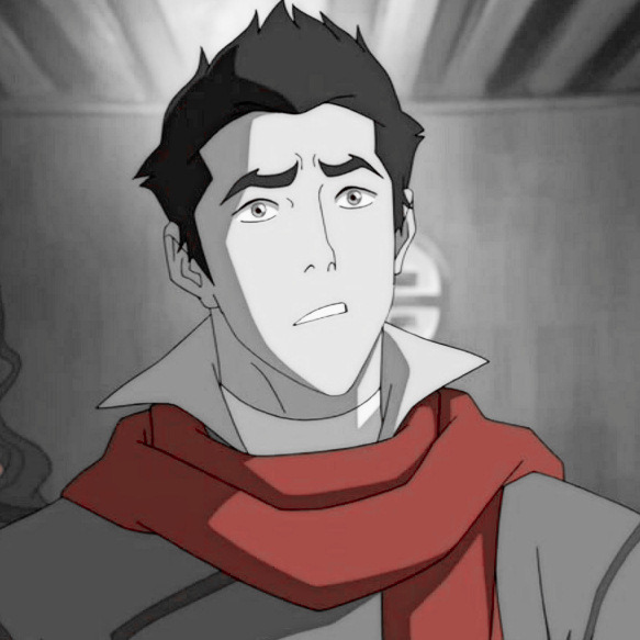 rei-ryugazakis-arms:  Mako &amp; his scarf 2/? 