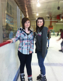 cliterallysame:  ice skating <3 no edits!