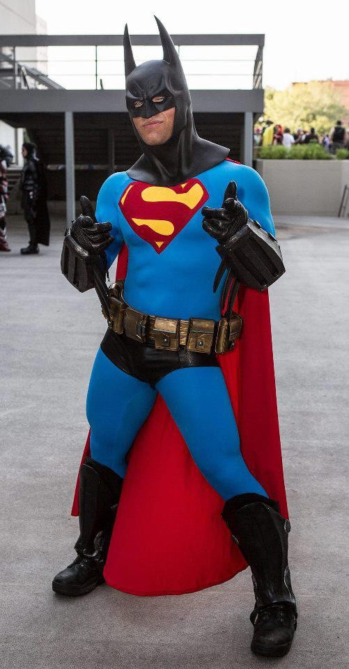 monkeyofsteel:  Trolling DC like a boss