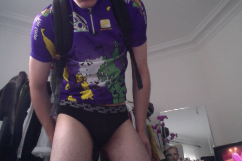 stickytwix:  ready 4 school